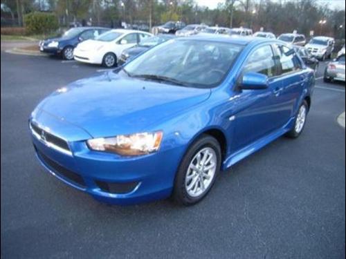 Mitsubishi Lancer 2010 photo 2