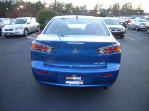 Mitsubishi Lancer 2010 photo 5
