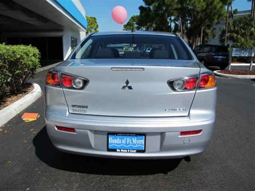 Mitsubishi Lancer 2010 photo 3
