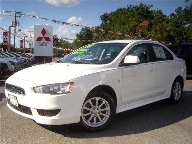 Mitsubishi Lancer LW2 Sedan