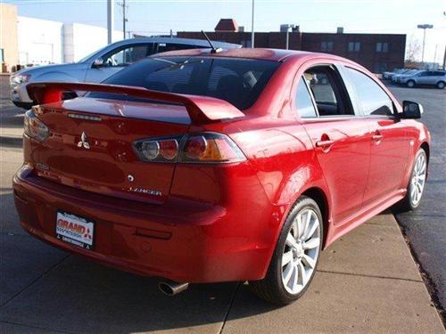Mitsubishi Lancer 2010 photo 2