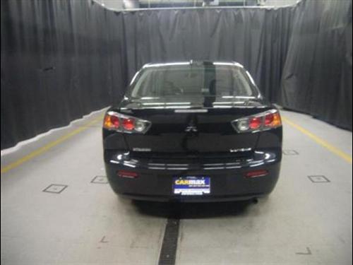 Mitsubishi Lancer 2010 photo 4