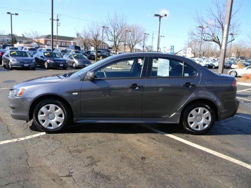 Mitsubishi Lancer 2010 photo 2