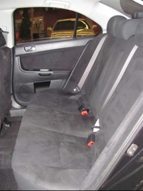 Mitsubishi Lancer 2010 photo 4