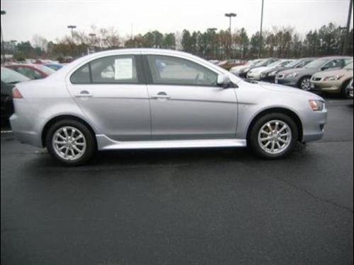 Mitsubishi Lancer 2010 photo 5