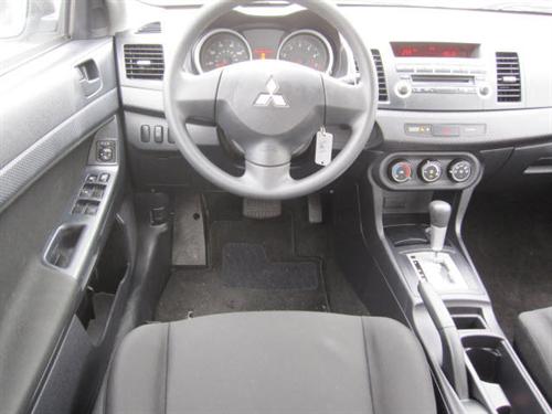 Mitsubishi Lancer 2010 photo 1