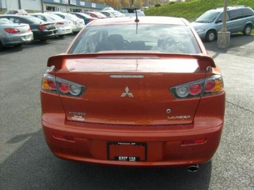 Mitsubishi Lancer 2010 photo 2