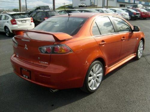 Mitsubishi Lancer 2010 photo 3