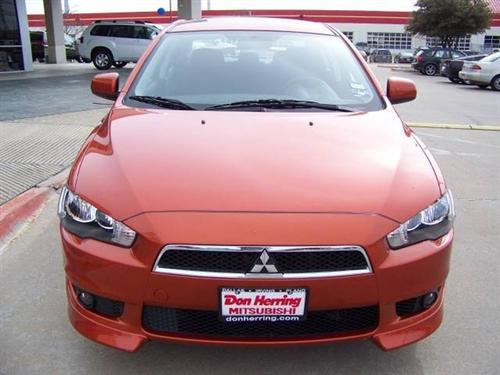 Mitsubishi Lancer 2010 photo 1