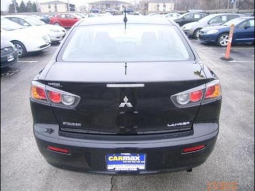 Mitsubishi Lancer 2010 photo 5