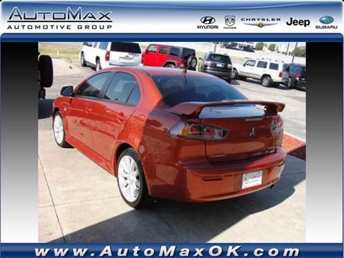 Mitsubishi Lancer 2010 photo 2