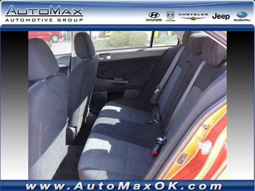 Mitsubishi Lancer 2010 photo 4