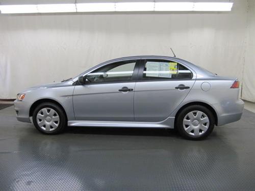 Mitsubishi Lancer 2010 photo 1