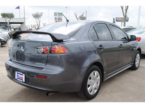 Mitsubishi Lancer 2010 photo 1