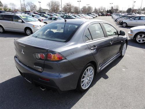 Mitsubishi Lancer 2010 photo 2