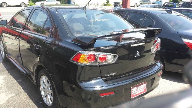 Mitsubishi Lancer 2010 photo 3