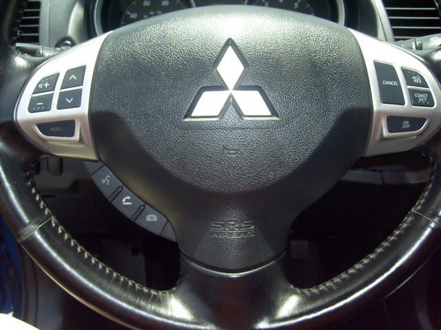 Mitsubishi Lancer 2010 photo 5