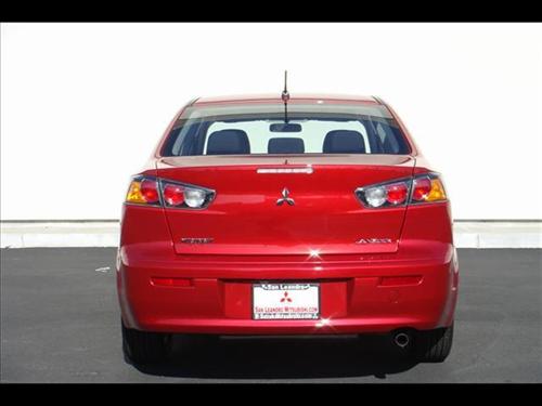 Mitsubishi Lancer 2010 photo 3