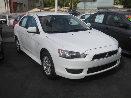 Mitsubishi Lancer 2010 photo 4
