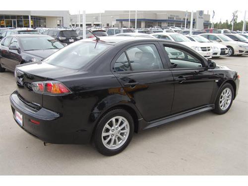 Mitsubishi Lancer 2011 photo 1
