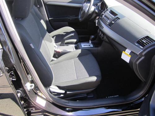 Mitsubishi Lancer 2011 photo 1