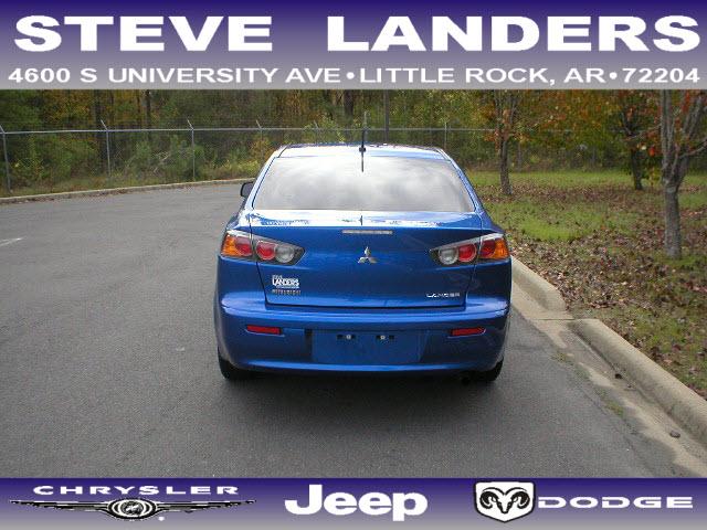 Mitsubishi Lancer 2011 photo 2