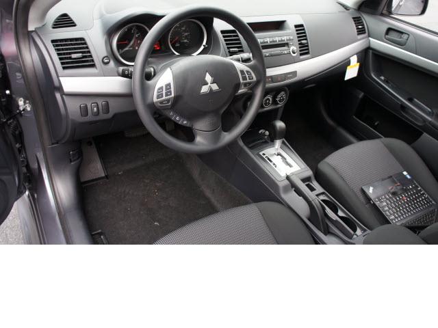 Mitsubishi Lancer 2011 photo 3