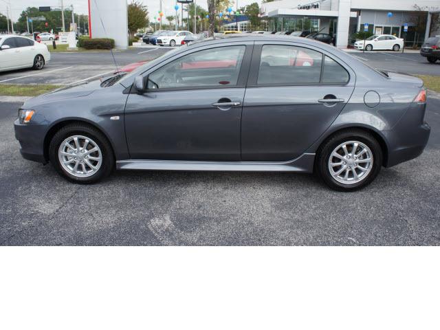 Mitsubishi Lancer 2011 photo 1