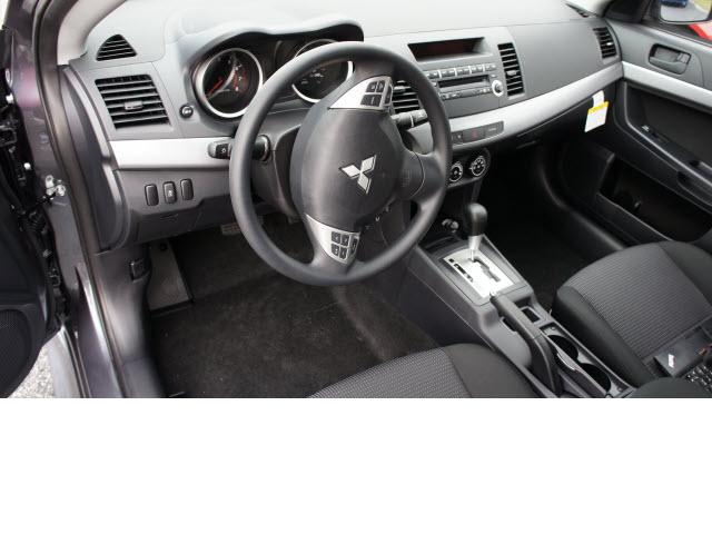 Mitsubishi Lancer 2011 photo 3