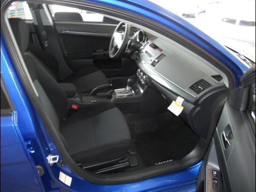 Mitsubishi Lancer 2011 photo 4