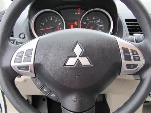 Mitsubishi Lancer 2011 photo 3