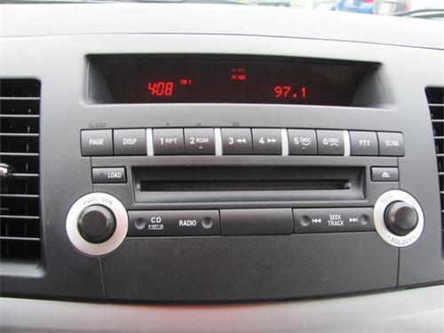 Mitsubishi Lancer 2011 photo 4