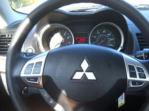Mitsubishi Lancer 2011 photo 3