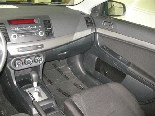 Mitsubishi Lancer 2011 photo 1