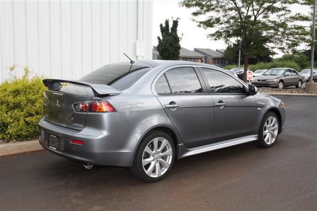 Mitsubishi Lancer 2012 photo 1
