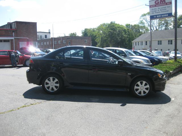 Mitsubishi Lancer 2013 photo 3