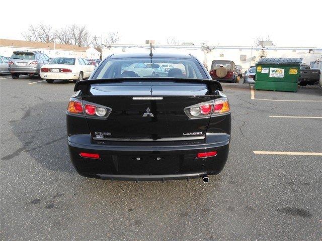 Mitsubishi Lancer 2013 photo 4