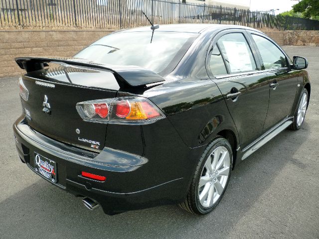 Mitsubishi Lancer 2014 photo 1