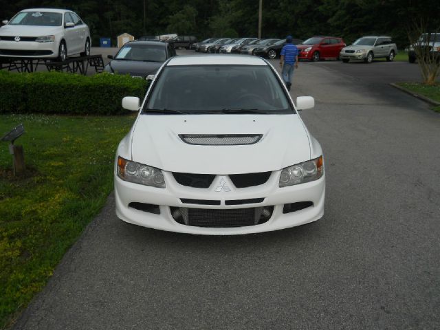 Mitsubishi Lancer Evolution 2003 photo 3