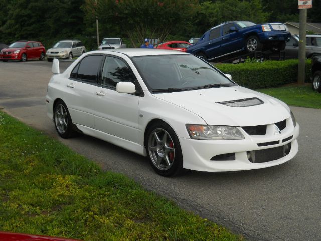 Mitsubishi Lancer Evolution 2003 photo 4