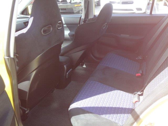 Mitsubishi Lancer Evolution 2003 photo 2