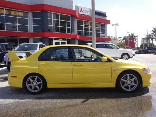 Mitsubishi Lancer Evolution 2003 photo 3