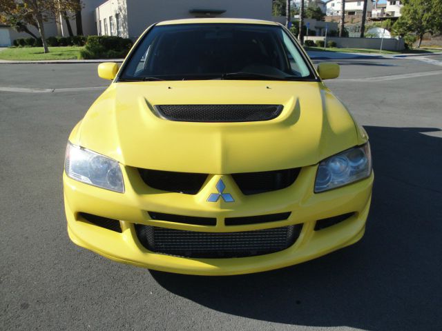 Mitsubishi Lancer Evolution 2004 photo 1