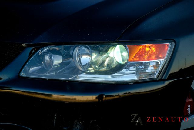 Mitsubishi Lancer Evolution 2006 photo 4