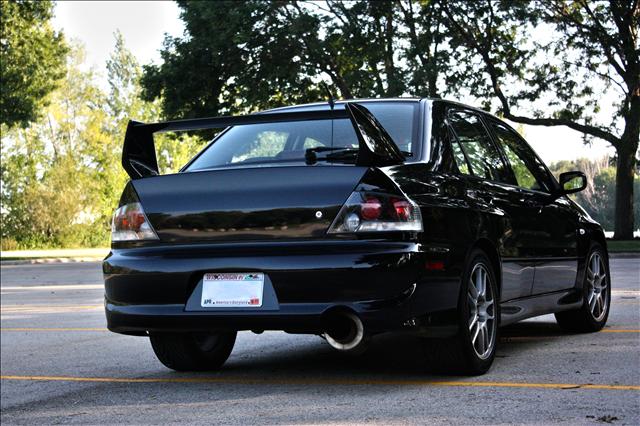 Mitsubishi Lancer Evolution 2006 photo 3