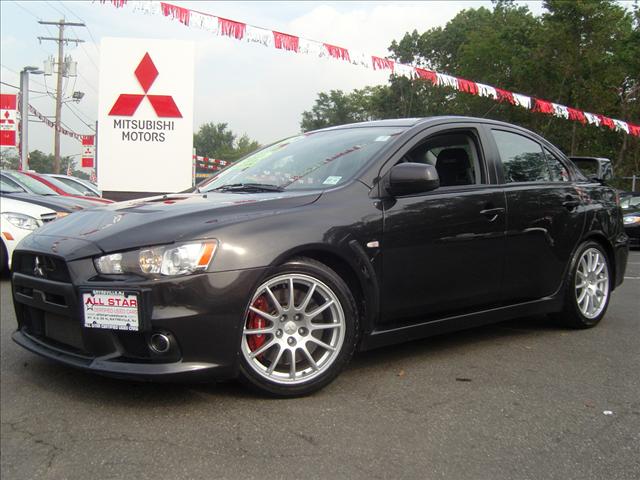 Mitsubishi Lancer Evolution 4WD Crew Cab 167 LT W/2lt Sedan