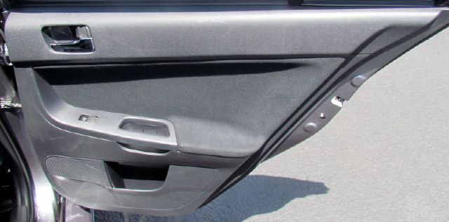 Mitsubishi Lancer Evolution 2008 photo 6