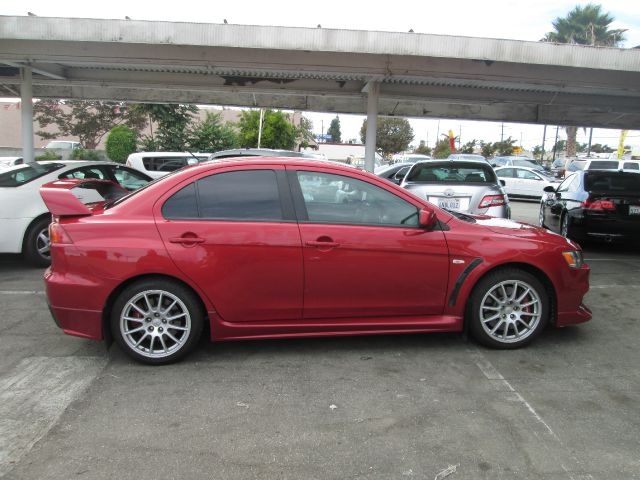 Mitsubishi Lancer Evolution 2008 photo 2
