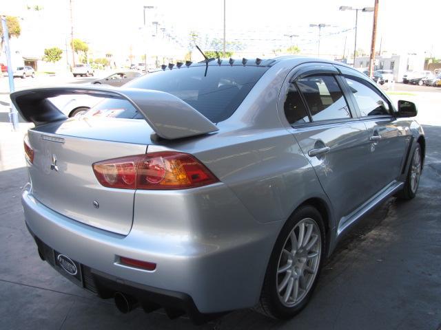 Mitsubishi Lancer Evolution 2008 photo 4