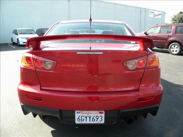 Mitsubishi Lancer Evolution 2008 photo 3